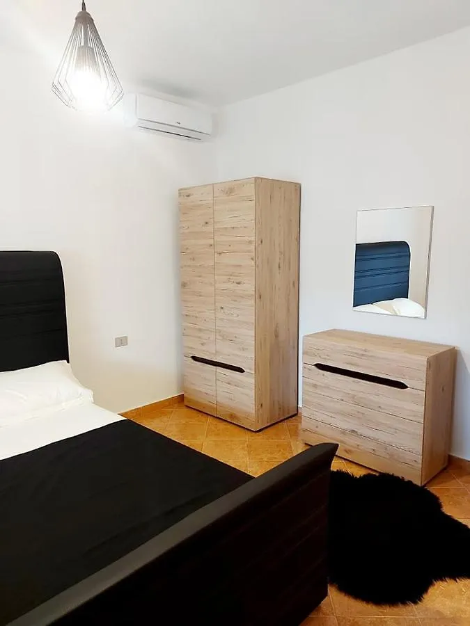 Vlore Holiday House 阿尔巴尼亚